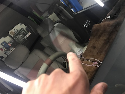 ワゴンR　フロントガラス　飛び石　修理　ウインドリペア