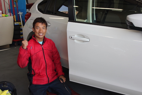 フォレスター　ドア　ヘコミ　修理　デントリペア