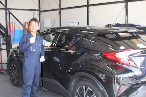 CH-R ヘコミ　修理　ドア　デントリペア