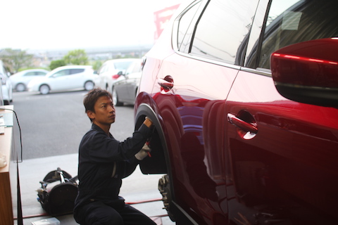 CX-5　ヘコミ　修理　デントリペア　リアクォーター