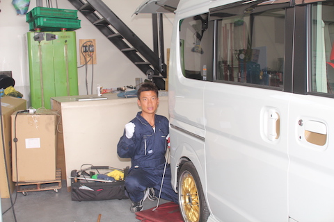 エブリィ　ヘコミ　修理　デントリペア　クォーター