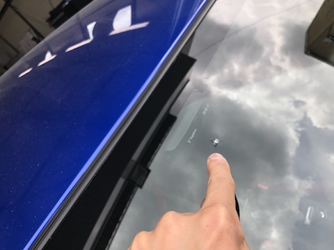 WAX STI　フロントガラス　飛び石　修理　ウインドリペア