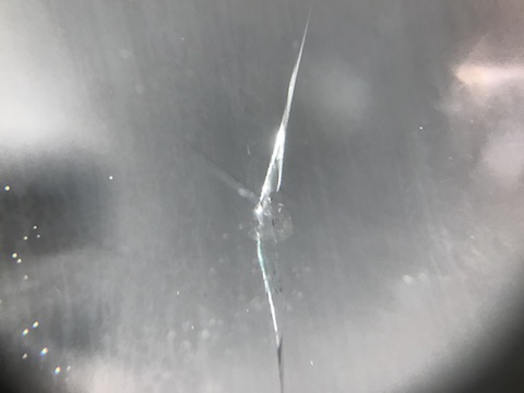 セレナ　飛び石　修理　ウインドリペア　DIY