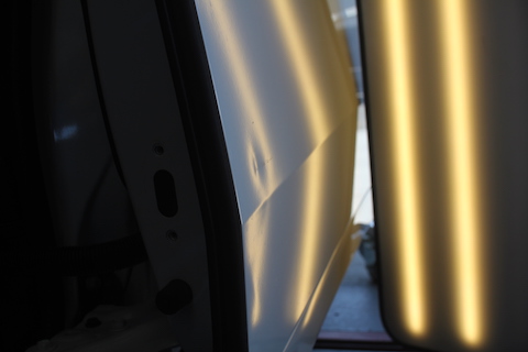 ヴェルファイア　ヘコミ　修理　デントリペア　フェンダー　スライドドア