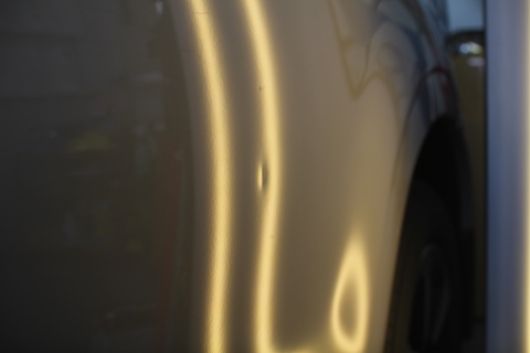 フォレスター　ヘコミ　修理　デントリペア