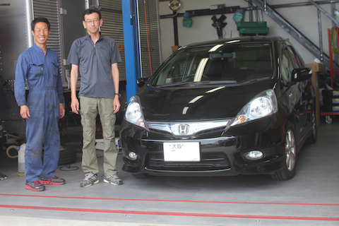 フィット　フロントガラス　飛び石　修理　ウインドリペア