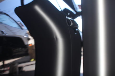 プリウス　ヘコミ　修理　デントリペア　ドア　新車