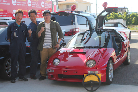 キャラバン　フロントガラス　飛び石　修理　ウインドリペア