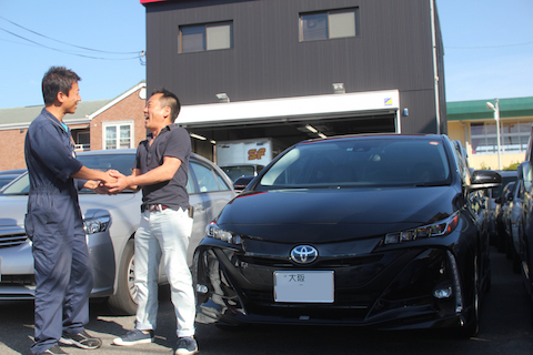 プリウス　ヘコミ　修理　デントリペア　ドア　新車