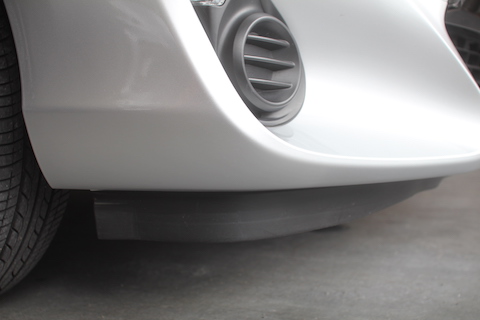 アクア　ヘコミ　修理　デントリペア　板金・塗装