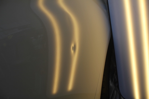 BMW ヘコミ 修理 デントリペア