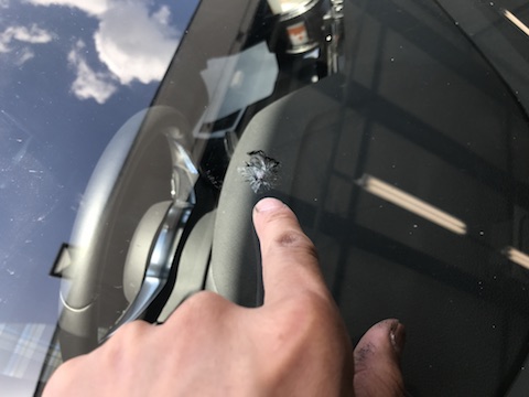 ゴルフ　GTE　フロントガラス　飛び石　修理　ウインドリペア