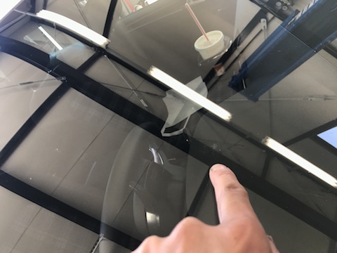 ゴルフ　GTE　フロントガラス　飛び石　修理　ウインドリペア