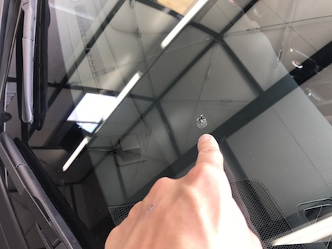 インプレッサ　フロントガラス　飛び石　修理　ウインドリペア