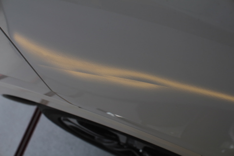 ヴェゼル　ヘコミ　修理　デントリペア