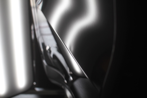 ヴェゼル　ヘコミ　ドア　修理　デントリペア