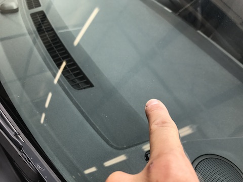 ワゴンR　フロントガラス　飛び石　修理　ウインドリペア