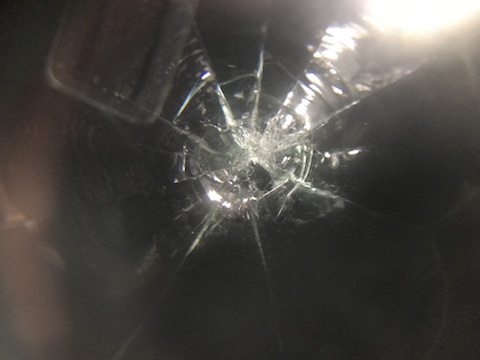 ワゴンR　フロントガラス　飛び石　修理　ウインドリペア