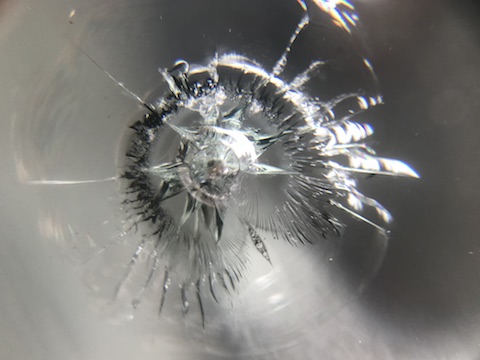 グロリア　タクシー　フロントガラス　飛び石　修理　ウインドリペア