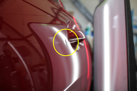 ベンツ　CLA ヘコミ　修理　デントリペア　ドア