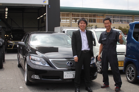 LS600　レクサス　フロントガラス　飛び石　修理　ウインドリペア