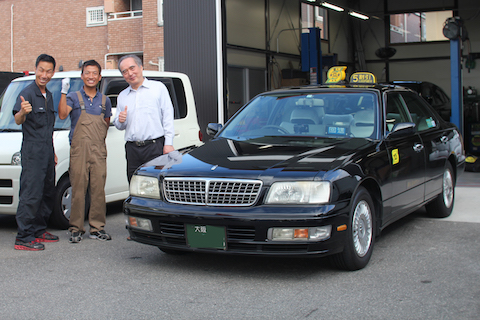 グロリア　タクシー　フロントガラス　飛び石　修理　ウインドリペア