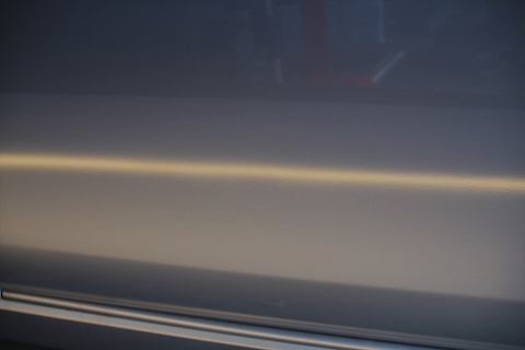 ムーブ　ドア　ヘコミ　修理　デントリペア