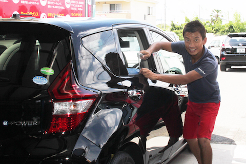 ノート　ヘコミ　ドア　修理　デントリペア