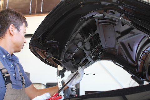 S63　ベンツ　デントリペア　ヘコミ　修理　トランク