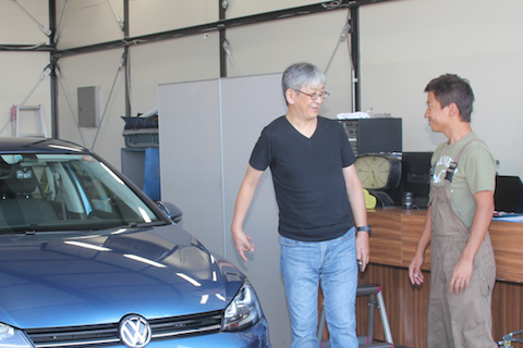 フォルクスワーゲン　ゴルフ　ヘコミ　修理　フェンダー