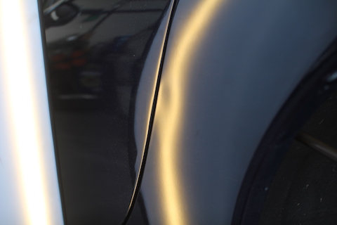 RX-7　ヘコミ　修理　デントリペア　リアクォーター