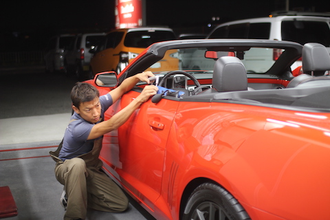 カマロ SS ドア ヘコミ 修理 デントリペア