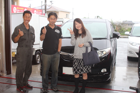 エスティマ　フロントガラス　飛び石　修理　ウインドリペア