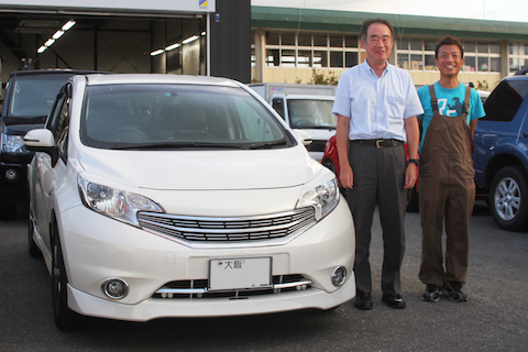 ノート　ドア　ヘコミ　修理　デントリペア