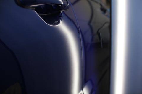 ランサー　ヘコミ　修理　デントリペア　ドア