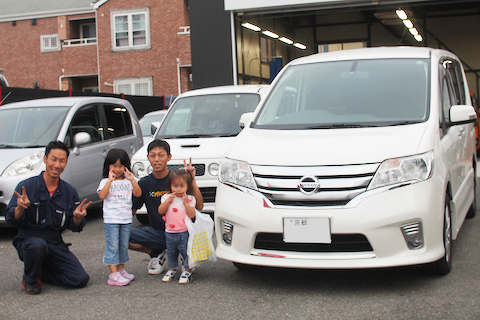 セレナ　フロントガラス　飛び石　修理　ウインドリペア