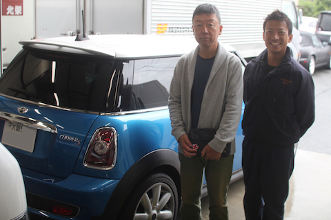 ミニ　クォーター　ヘコミ　修理　デントリペア