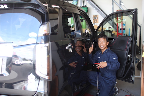 Nワゴン　ヘコミ　修理　デントリペア　ドア