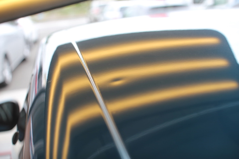 トゥインゴ　ルーフ　ヘコミ　修理　デントリペア