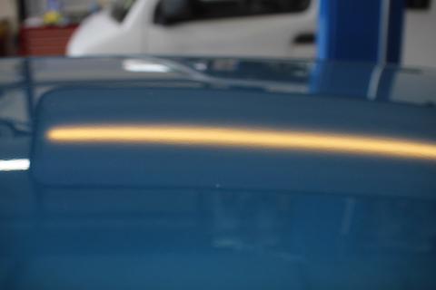 トゥインゴ　ルーフ　ヘコミ　修理　デントリペア