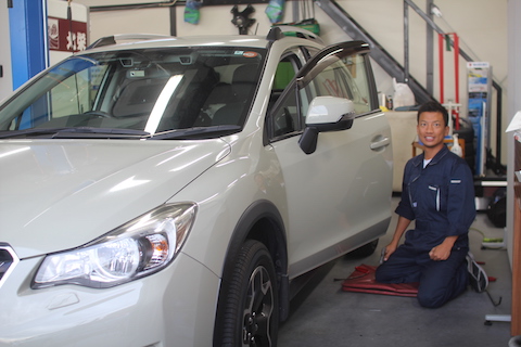 スバル XV　ヘコミ　修理　デントリペア　ドア