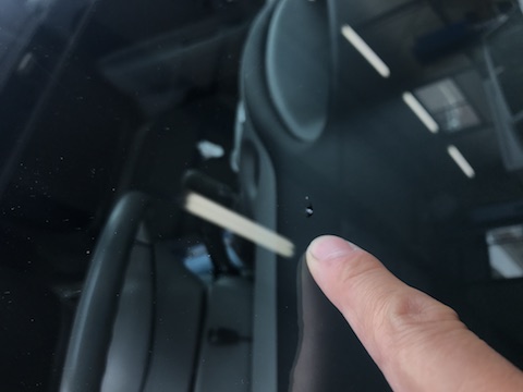 シエンタ　フロントガラス　飛び石　修理　ウインドリペア