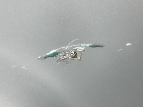 アウディ TT フロントガラス　飛び石　修理　ウインドリペア