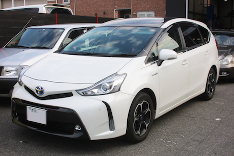 プリウスα　フロントガラス　飛び石　修理　ウインドリペア