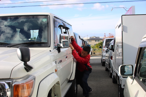 ランドクルーザー　ヘコミ　修理　デントリペア