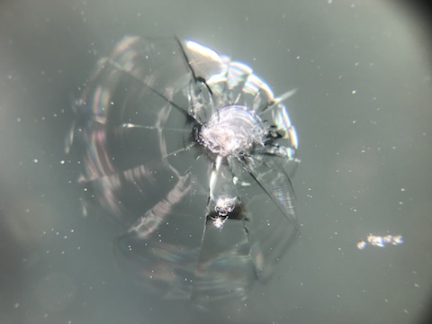 コンテ　フロントガラス　飛び石　修理　ウインドリペア