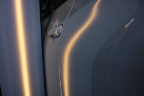 プリウス　ドア　ヘコミ　修理　デントリペア