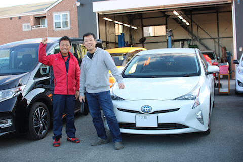 プリウス　ドア　ヘコミ　修理　デントリペア