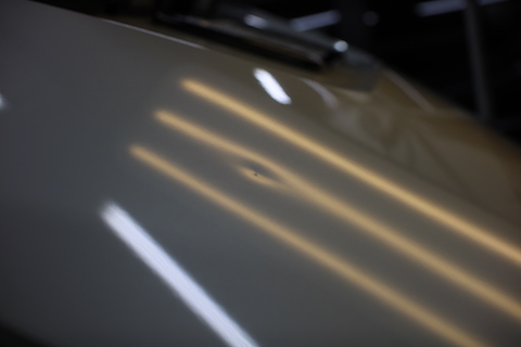 セレナ　ヘコミ　修理　デントリペア　リアゲート　ドア