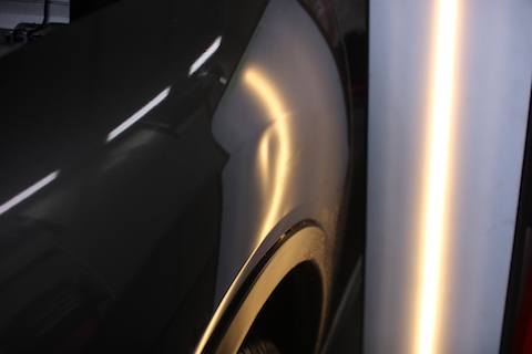 大阪のデントスマイルは、驚きのヘコミ修理をご用意しています！